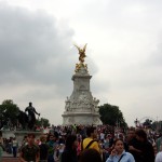 A fountain across from Buckingham Palace