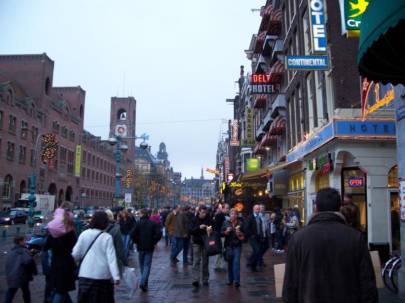 The tourist strip in Amsterdam