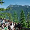 The whole group along the Rampart Ridge trail